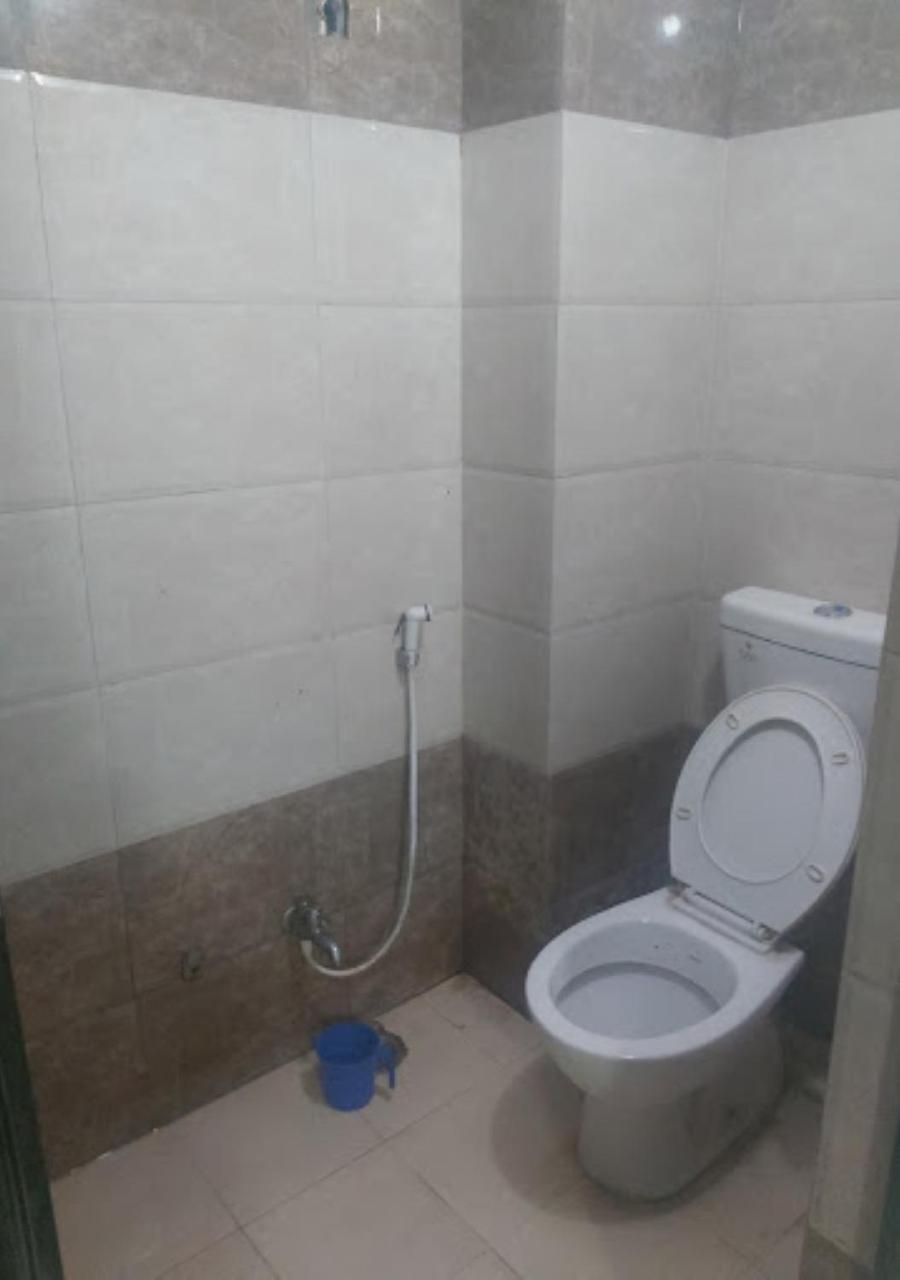 Liberty Guest House فاراناسي المظهر الخارجي الصورة