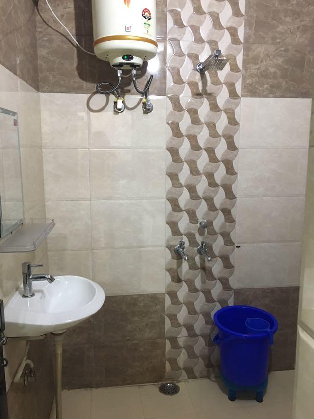 Liberty Guest House فاراناسي المظهر الخارجي الصورة